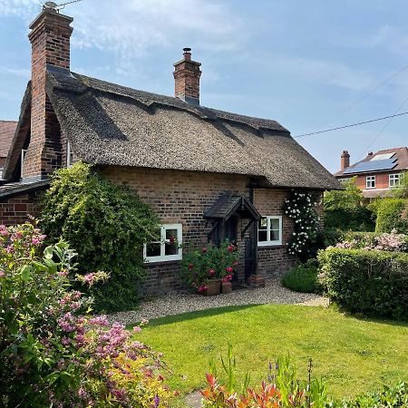 Chapel Cottage Tarporley Esterno foto
