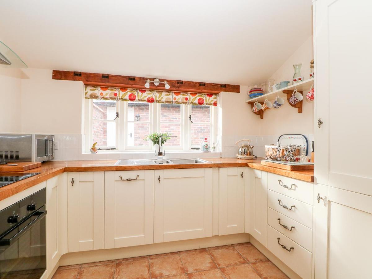 Chapel Cottage Tarporley Esterno foto