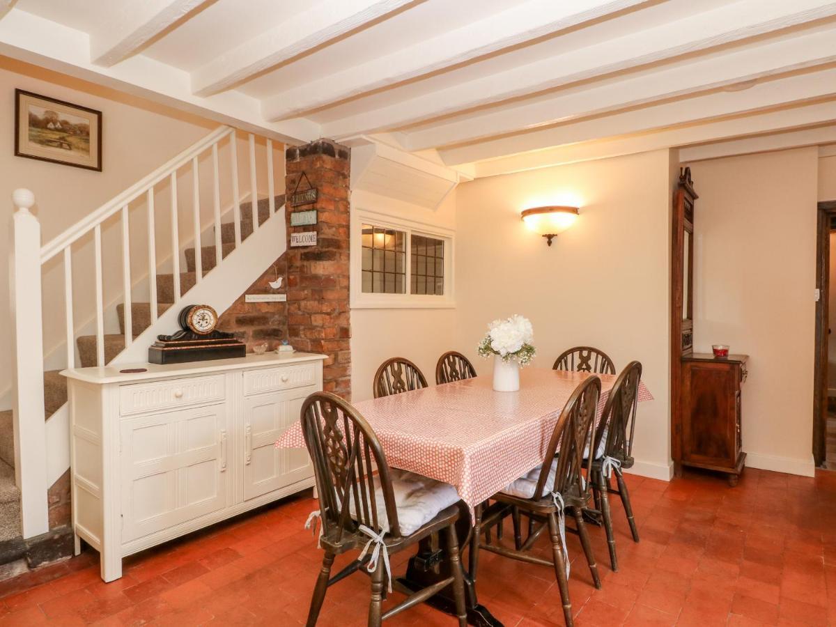 Chapel Cottage Tarporley Esterno foto
